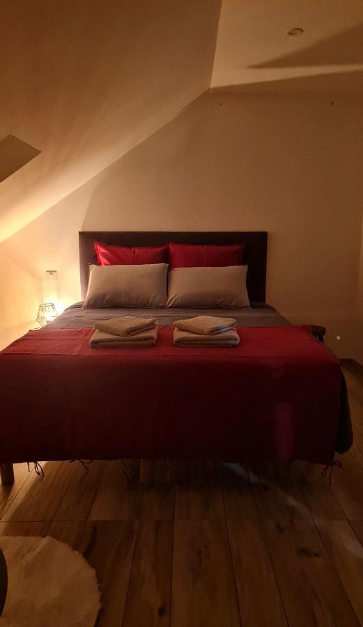 Bed and Breakfast Le 4 Montignac-Lascaux Zewnętrze zdjęcie