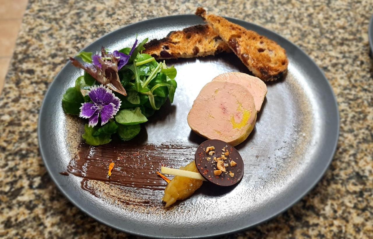 Bed and Breakfast Le 4 Montignac-Lascaux Zewnętrze zdjęcie
